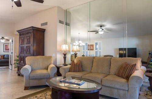 Chandler Casa | Cozy, quiet house, covered patio dining, sun room