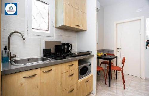 Netanya Apartamento | Cozy Quiet Oasis in the Center