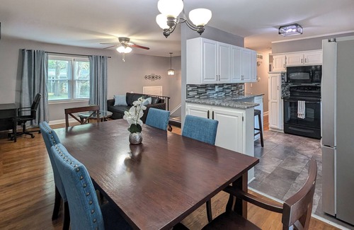 Lenexa Casa | Cozy, quiet retreat in south KC