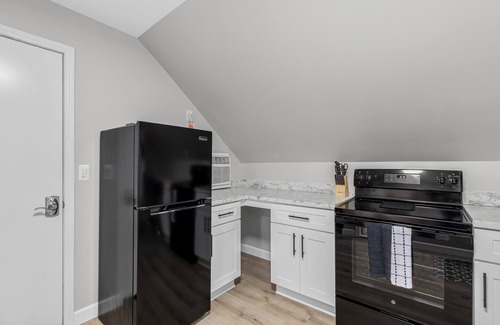 Mount Clemens Apartamento | Cozy & Quiet Studio Flat in Historic Mount Clemens