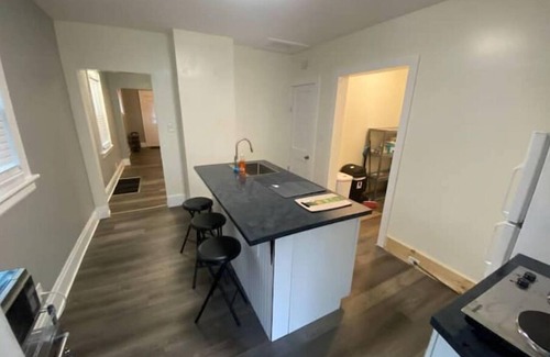 Roselawn Finance Casa | Cozy Ranch House Close to Everything.