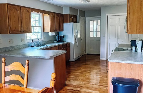 Wolfe Casa | Cozy ranch style home close to Virginia Spearhead and Hatfield McCoy Trailheads