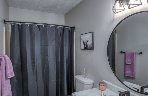 Fishers Casa | Cozy Ranch with fenced in yard and park
