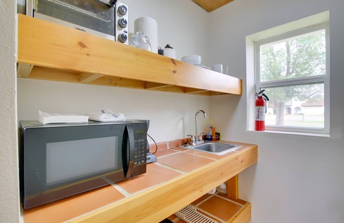Rancho Viejo Apartamento | Cozy Rancho Viejo Studio Rental, 29 Mi to Beach