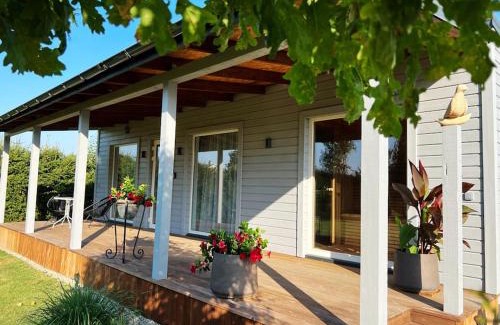 Sniuraiciai Casa | Cozy recreation area with a cabin