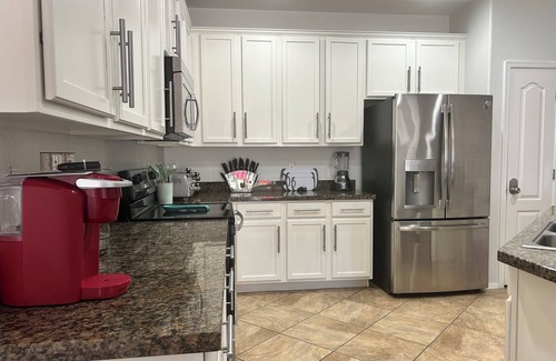 Avondale Casa | Cozy Relaxation Station Close to Entertainment