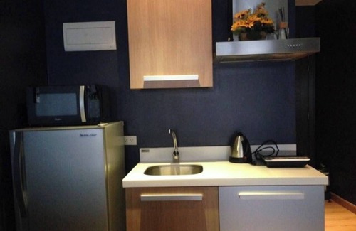 Valenzuela Apartamento | Acogedor estudio relajante corazón de Makati. 54F FASTWI-FI