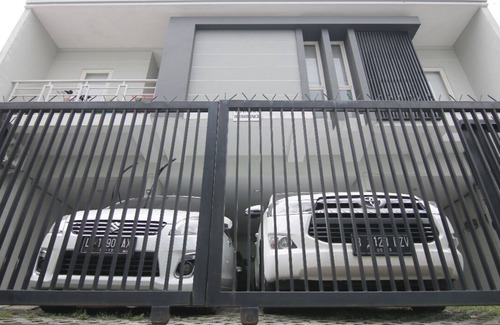 Darmo Casa | Acogedora residencia en el centro de Surabaya