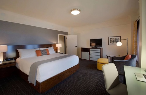 Downtown Portland Hotel | Cozy Retreat | 4 Units | Near Art Museum