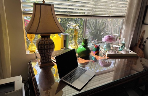 Bluff Park Apartamento | Cozy retreat by the Beach in Long Beach. 10 Min to Aquarium & Queen Mary .