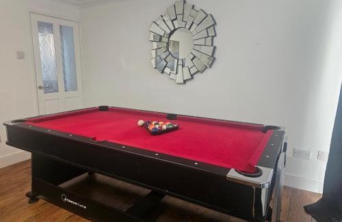 Bridgend Casa | Cozy Retreat in Bridgend with 3 Bedrooms