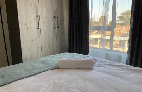 Greater Johannesburg Metropolitan Area Apartamento | Cozy Retreat in Carlswald 229