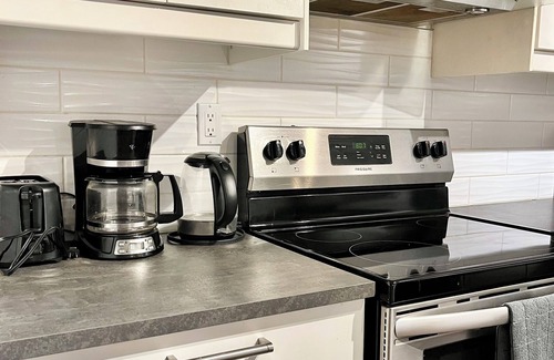 East Kildonan Casa | Cozy retreat in Winnipeg & a variety of great amenities nearby!