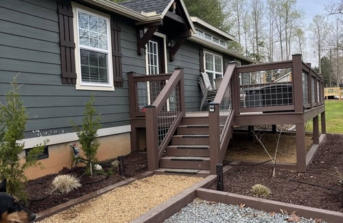 Columbus Cabina | Cozy retreat located in the heart off the TIEC And the blue ridge mountains!