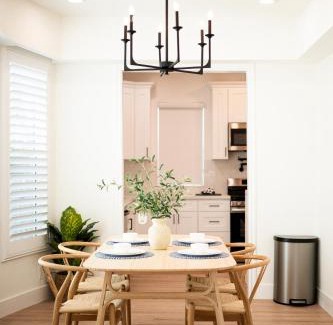 Harbor Casa | Cozy Retreat Near Downtown - Perfect for Families