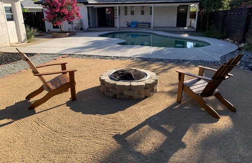 Greenwood Casa | Cozy retreat on quiet street.Outdoor adventures at your fingertips.