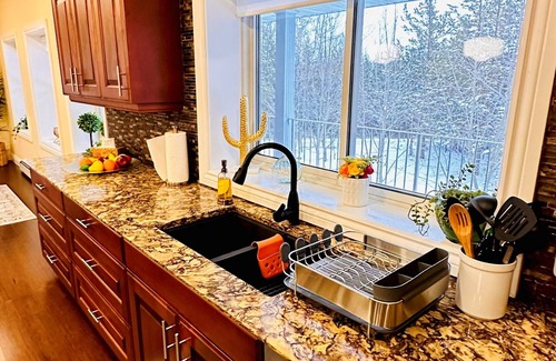 Greater Napanee Casa | Cozy Retreat On The Eastside Estate (10 Guest)