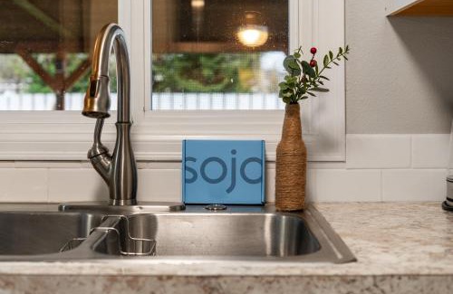 Vancouver Casa | Cozy Retreat, Pet-friendly Haven