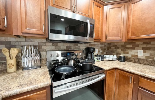 Delray Beach Casa | Cozy Retreat w/ HEATED Pool at The Royal House - 5 miles from the beach