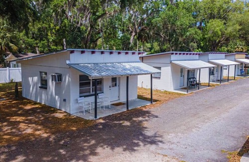 Chassahowitzka Cabina | Cozy River Cabin 1 Su