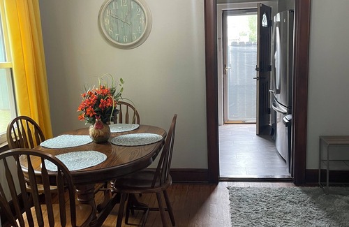 Spring Hill Casa | Cozy River Cottage