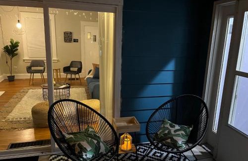 Covington Casa | Cozy Riverfront Bungalow with Stunning Views