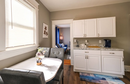 Roanoke Apartamento | Cozy Roanoke Vacation Rental: 2 Mi to Downtown!