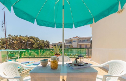 Neoi Epivates Apartamento | Acogedora azotea apartamento junto al mar