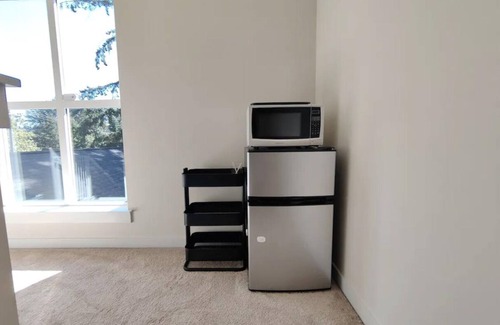Tukwila Casa | Cozy room 7mins to the Seatac Airport and Sound transit