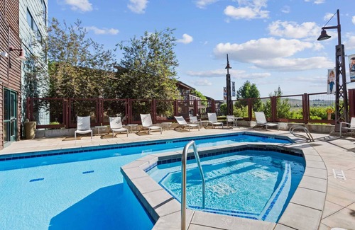 Kimball Junction Condominio | Cozy Room | Fireplace, Pool, Hot Tub & Prime Walkable Location