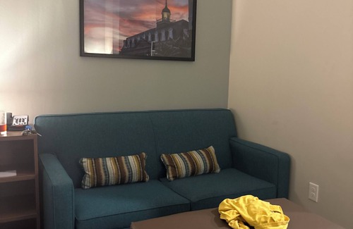 Lake Charles Apartamento | Cozy room for rent nearby downtown Lake Charles