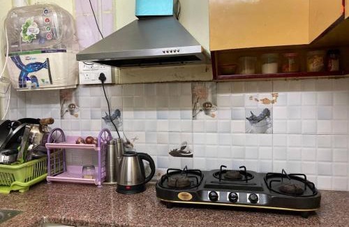 Dehradun Apartamento | Cozy Room in 3BHK duplex