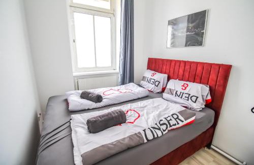 Grinzing Casa | Cozy Room in Floridsdorf Area PR3