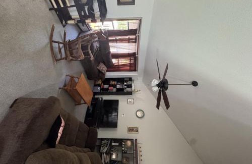 Leavenworth Casa | Cozy room in quiet neighborhood