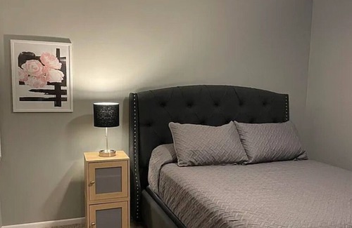 West Omaha Casa | Cozy room in townhome in welcoming Omaha with WiFi, AC