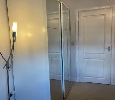 Wolverhampton Apartamento | Cozy Room in Wolverhampton City