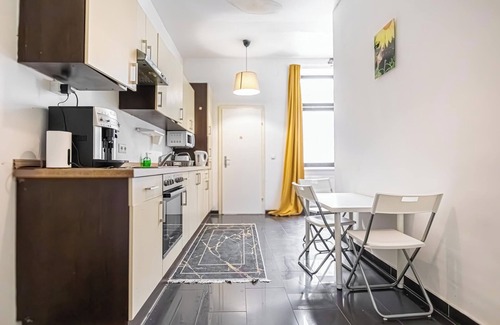 Brigittenau Apartamento | Cozy Room Near U6 Dresdner Subway Line