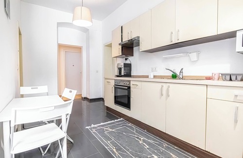 Brigittenau Apartamento | Cozy Room Near U6 Dresdner Subway Line