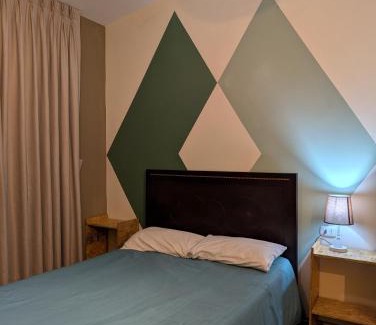 Huaraz Apartamento | Cozy Room, private bathroom, views of mountains kitchen
