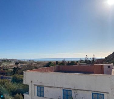 Agadir Apartamento | Cozy Room steps from the beach tamraght