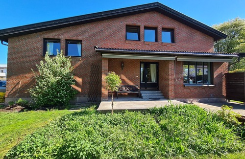 Lillestrom Casa | Cozy Room with Private Bath in DT Serene Villa near Oslo | Lillestrøm K4