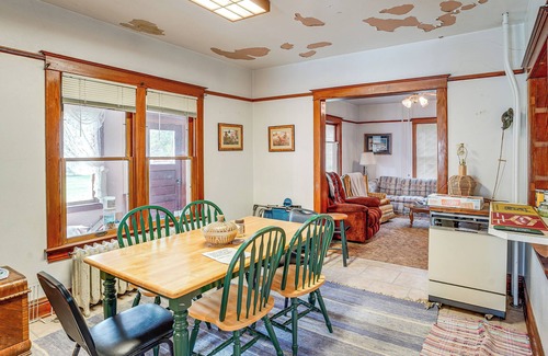 Zeeland Casa | Cozy Rural Hideaway in McIntosh County!