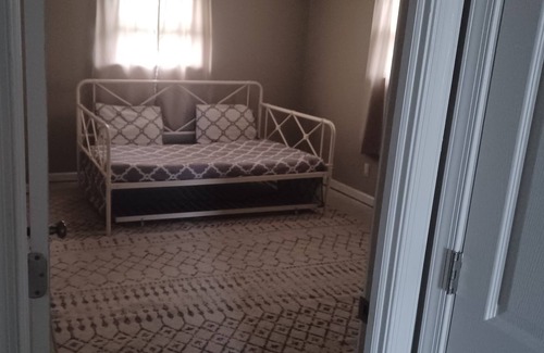 Burlington Casa | Cozy Rural Home Made Just For You.