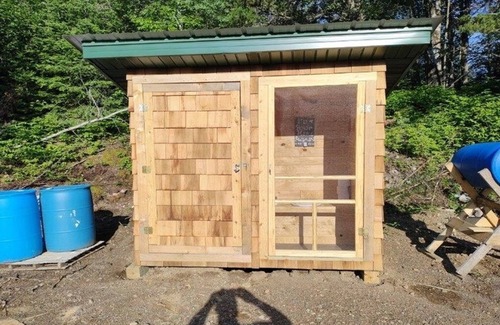 Isabella Cabina | Cozy Rustic Sleeping Cabin in Isabella