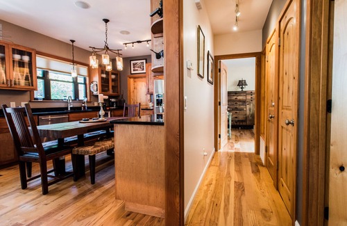 South Congress Cabaña | Cottage con Encanto fuera de S. Congreso