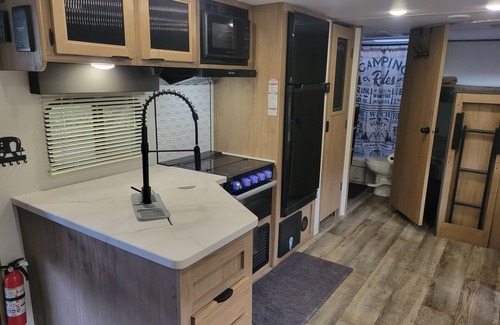 Nipomo Casa | Cozy RV with WiFi, AC and view in charming Nipomo