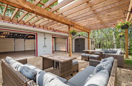 Stettler Otro | Cozy Safari Tent at Prairie Junction