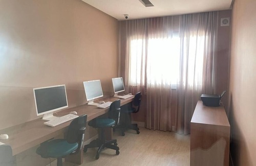 Amaralina Apartamento | Cozy, safe place close to the sea. Close to restaurants and beaches.