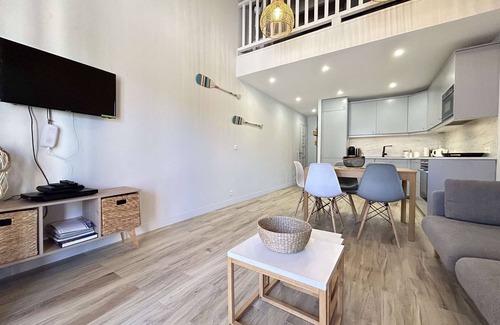 La Nartelle Casa | Sainte Maxime: Mazet climatisé avec jardin, piscine privée, proche mer et commerces
