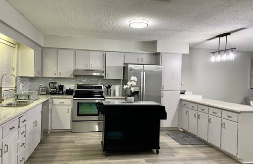 Whitfield Casa | Cozy Sarasota home near beaches downtown airport Anna Maria Island, Siesta Beach